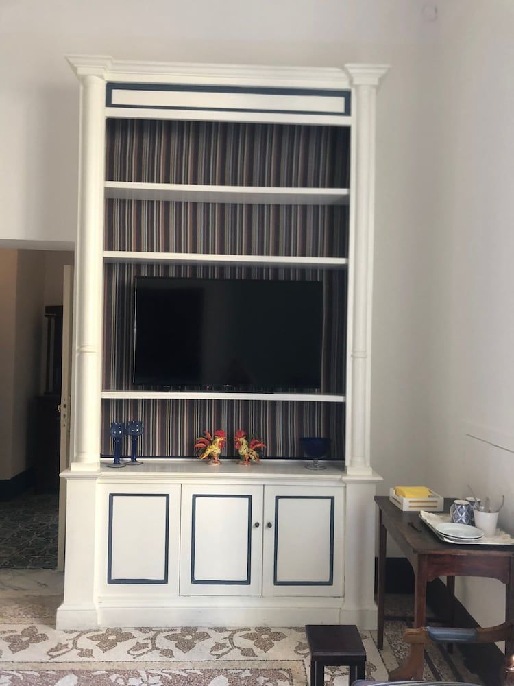 B&B Palazzo Bernardini Suite Luxury Suite, 1 Queen Bed, Non Smoking, City View 6