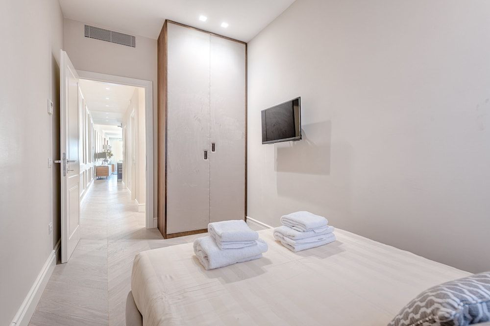 Luxury Blue River by Mmega Luxury Condo, 3 Bedrooms 10