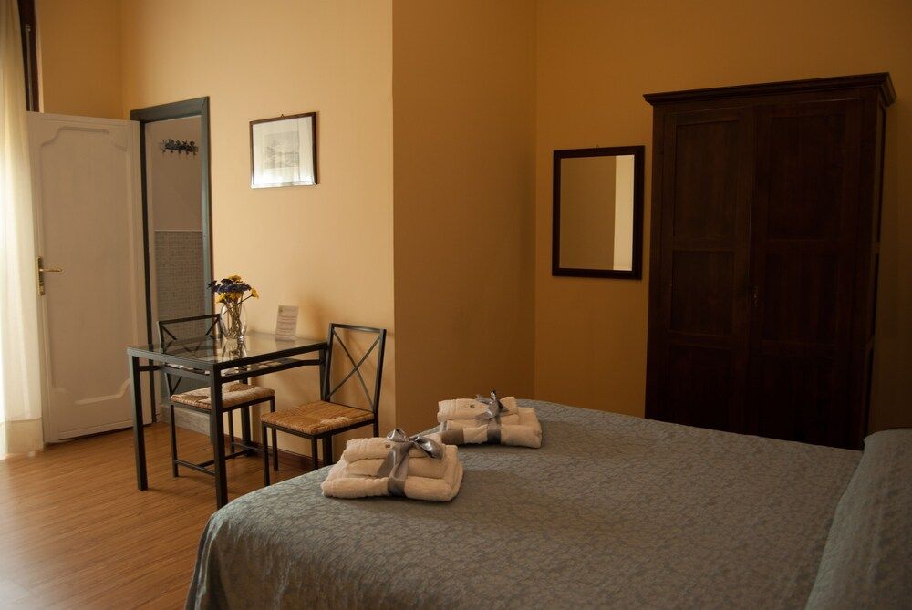 Monteoliveto Bed and Breakfast Standard Room 6