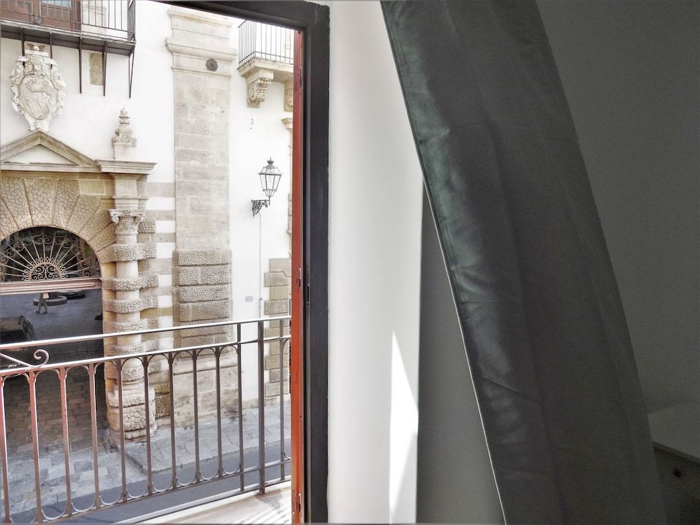 I vicini della cattedrale Classic Triple Room, 1 Bedroom, City View 11