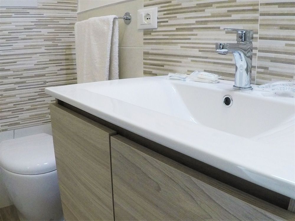 I vicini della cattedrale Classic Triple Room, 1 Bedroom, City View 9