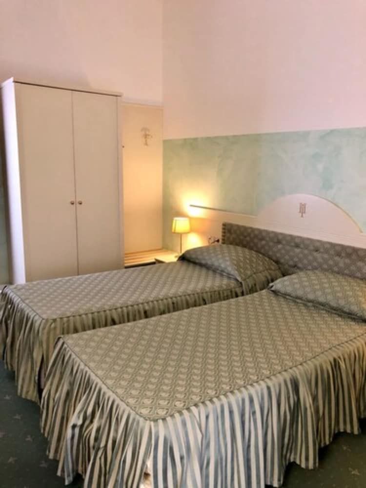 Hotel Internazionale Classic Twin Room 4