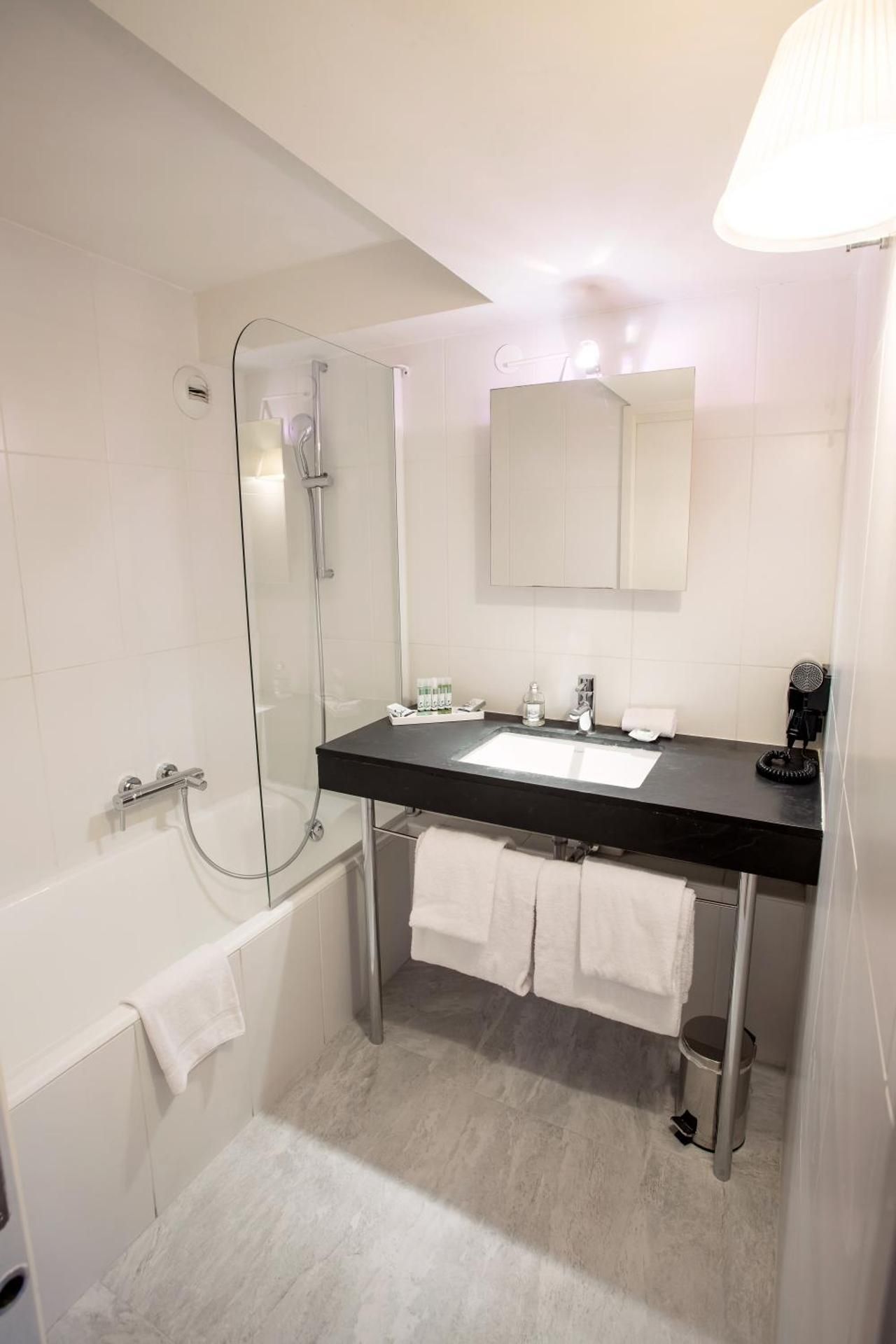 Eden Hôtel & Spa Cannes Classic Room 8