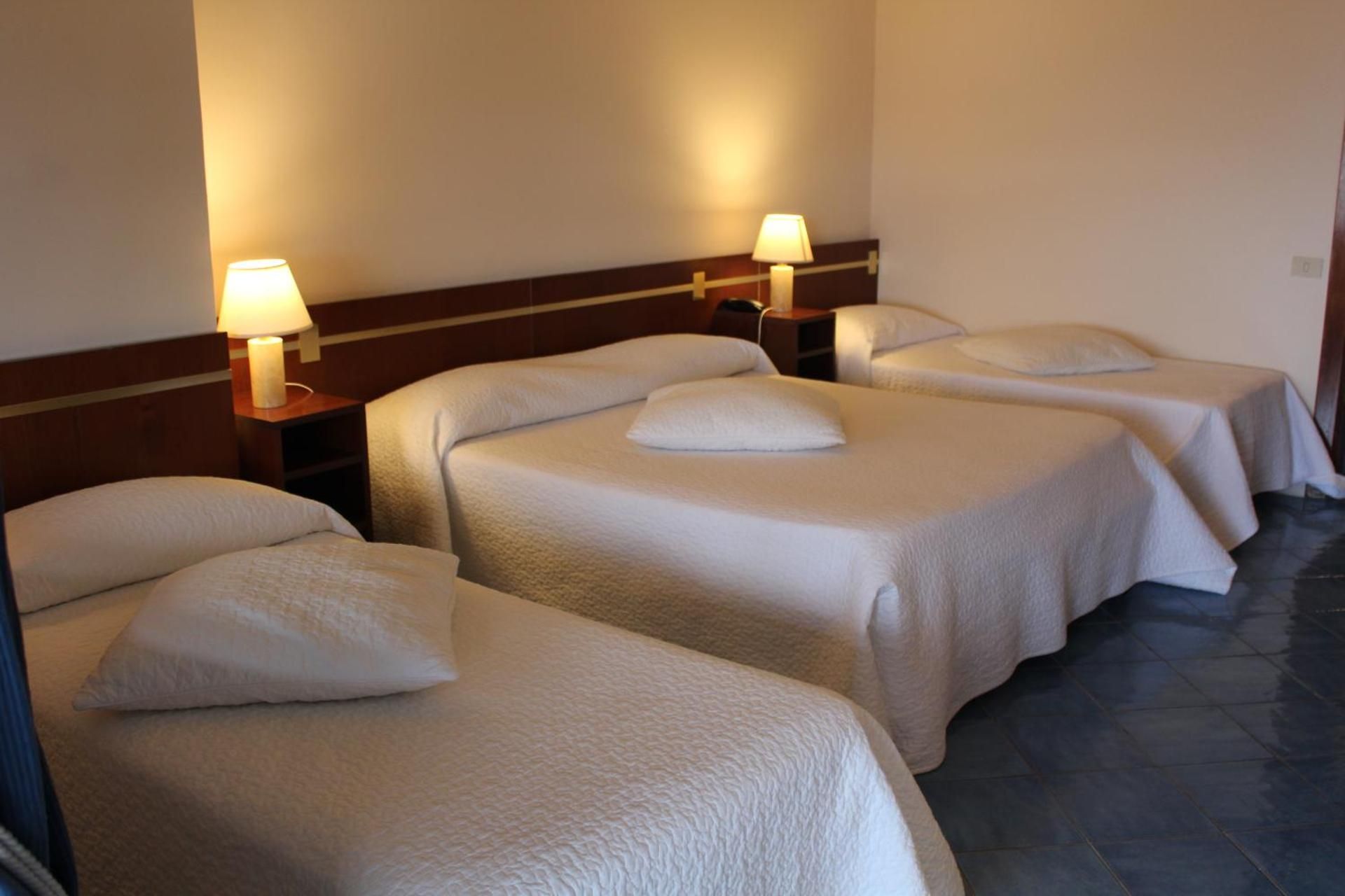 Quadruple Room with Sea View