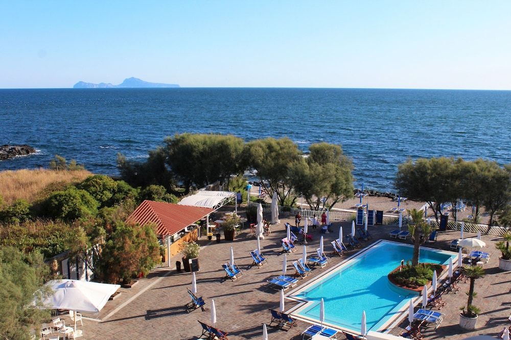 Hotel Puntaquattroventi