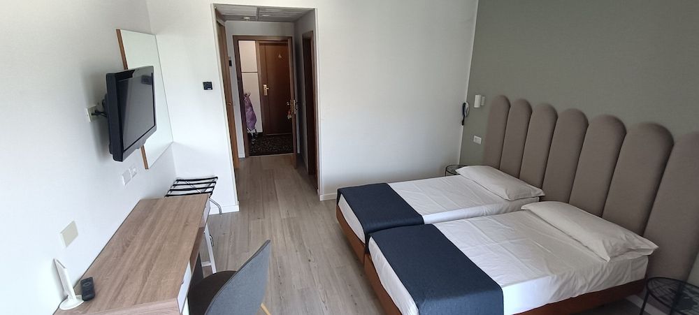 Standard Room, 2 Twin Beds