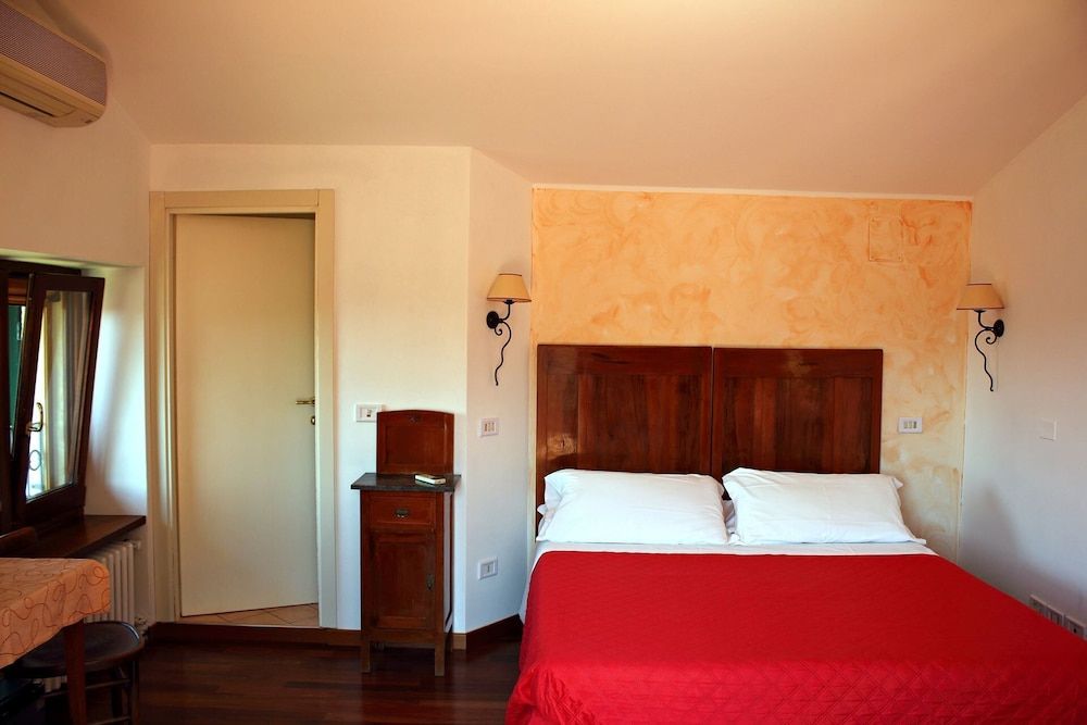 Primavera Mini Hotel Double Room, Terrace