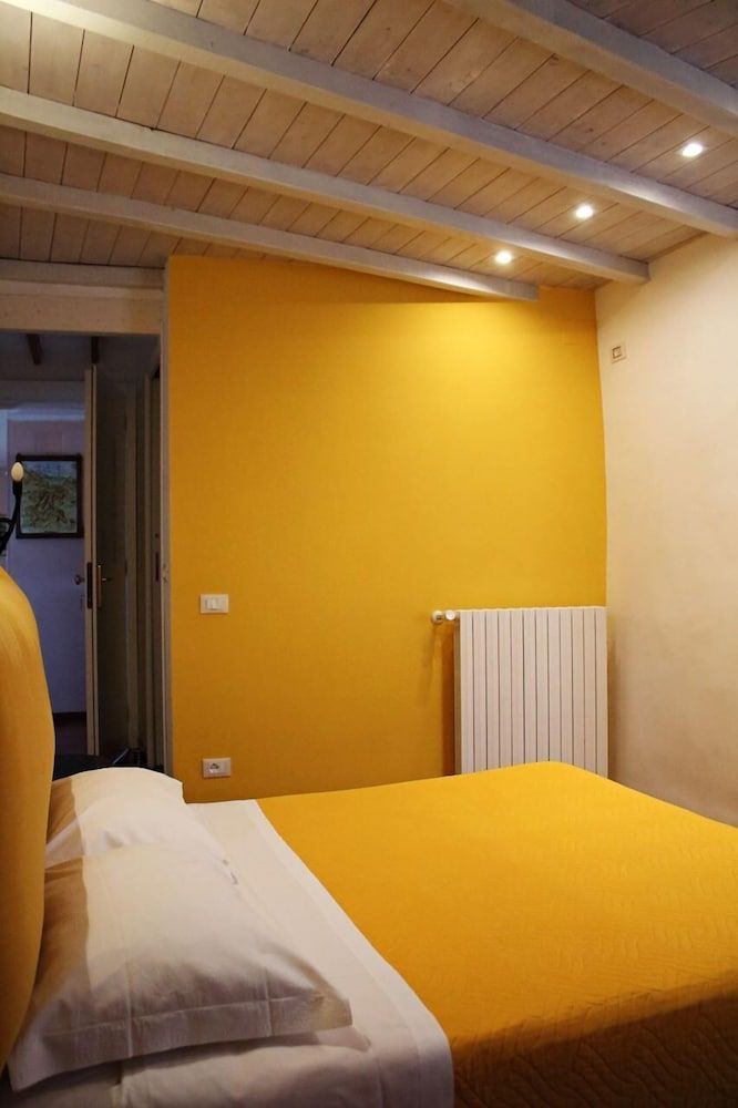 Primavera Mini Hotel Double Room Single Use