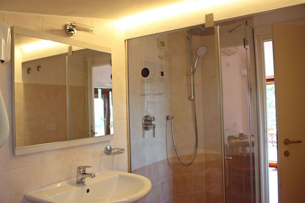 Primavera Mini Hotel Double Room, Terrace 4