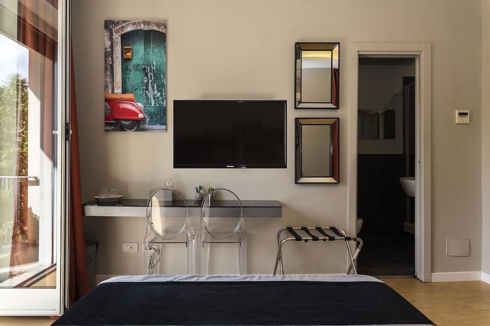 Top Floor Trastevere Double Room, Balcony 12