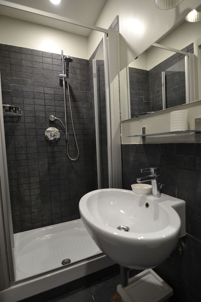 Top Floor Trastevere Double Room, Balcony 8