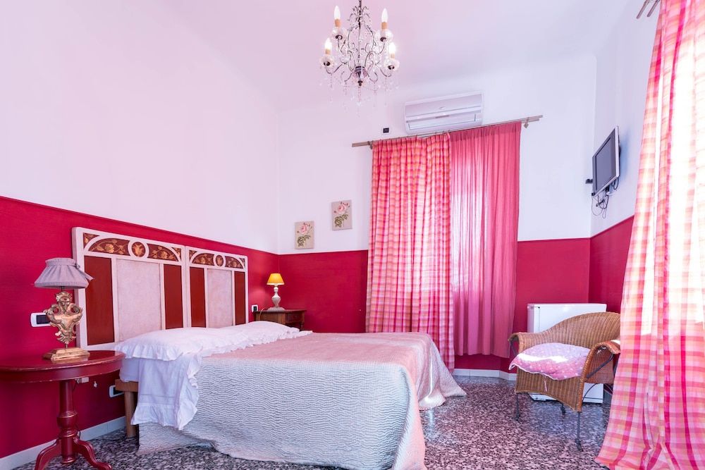 B&B Casamia Triple Room 14