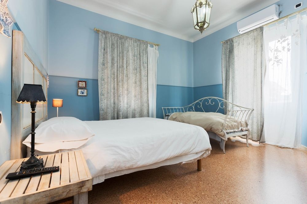 B&B Casamia Triple Room 13