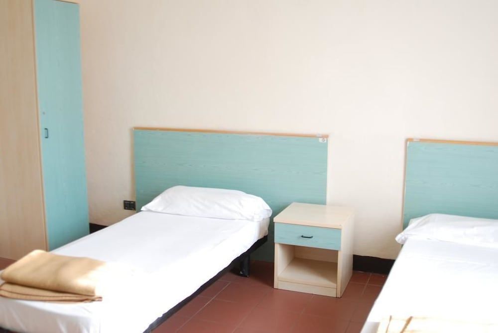 Twin Room, Shared Bathroom
