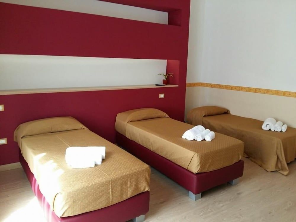 B&B The Queens Triple Room 6