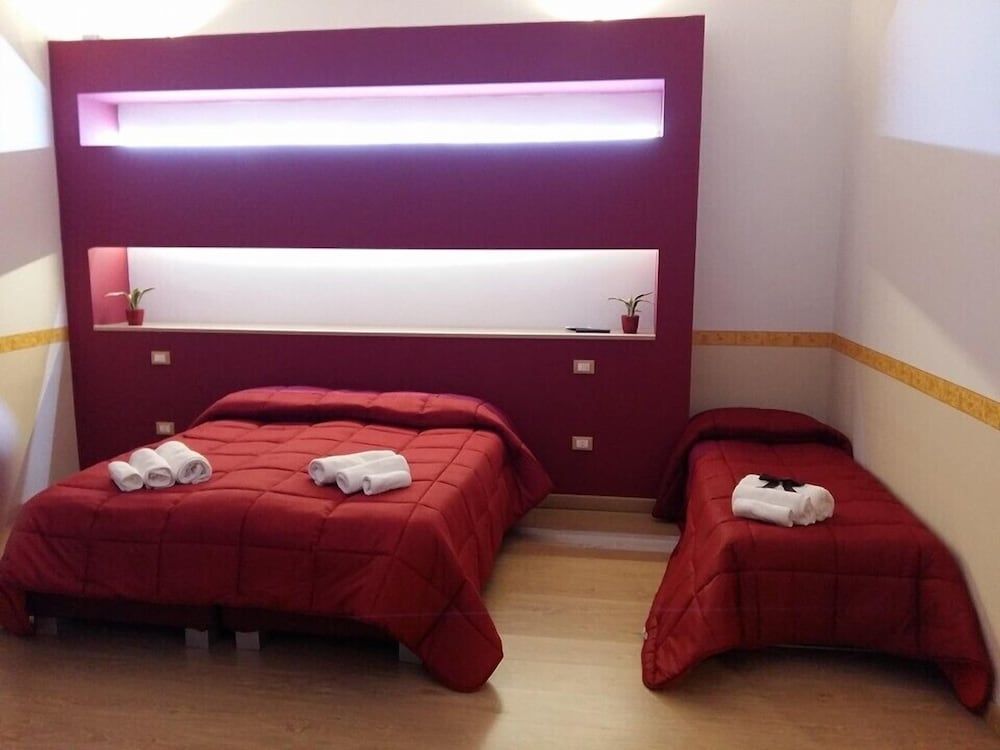 B&B The Queens Triple Room 8