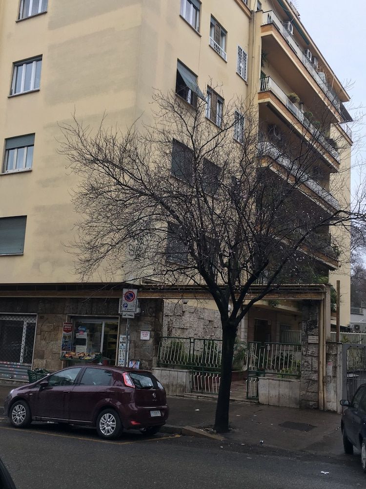 undefined Domum Vaticani 5