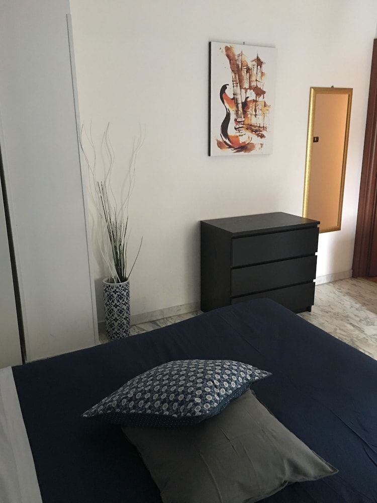 Domum Vaticani Standard Double Room, 1 Queen Bed 3