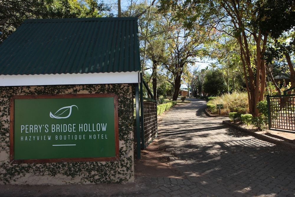 undefined Perry's Bridge Hollow Boutique Hotel 6