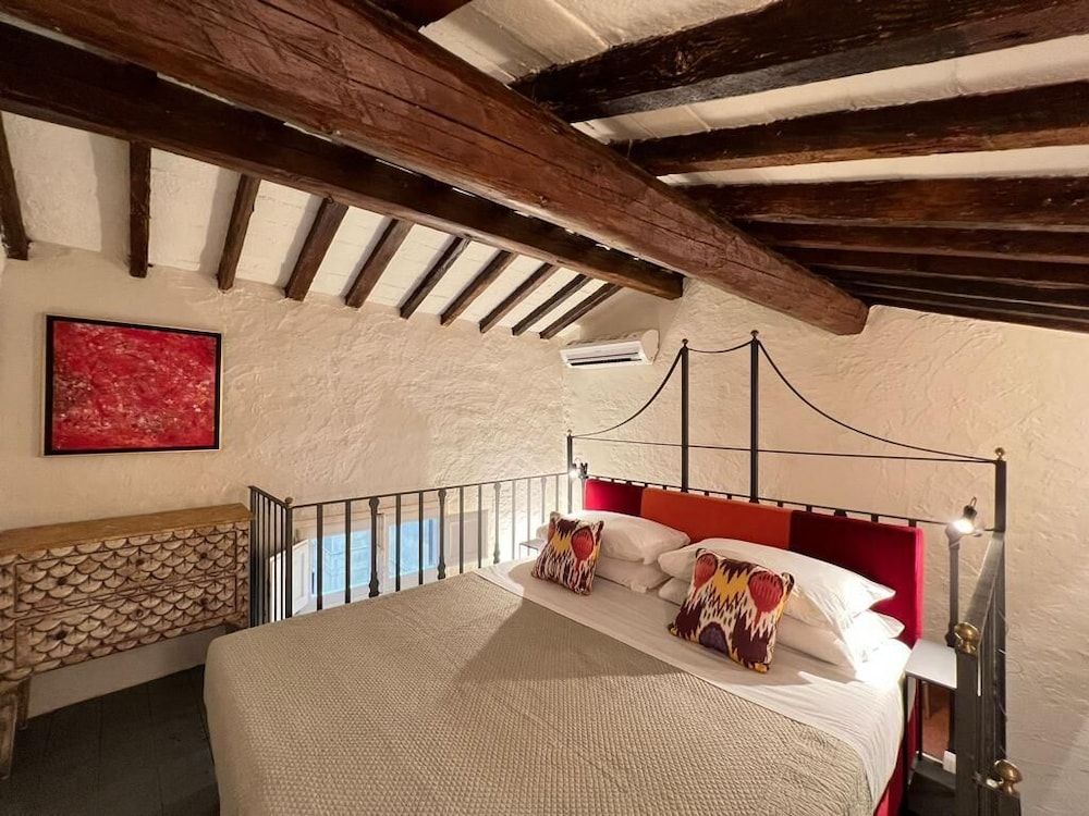 Borgodegreci Apartments