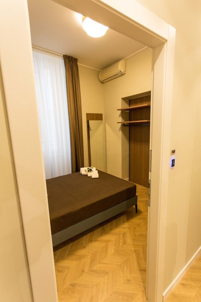 Le Affacciate Bruzie Home Comfort Single Room, Private Bathroom 4