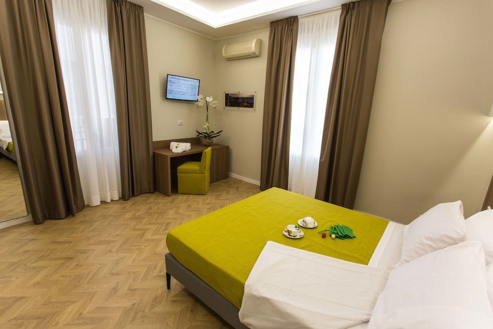 Le Affacciate Bruzie Home Deluxe Double Room, Private Bathroom 4