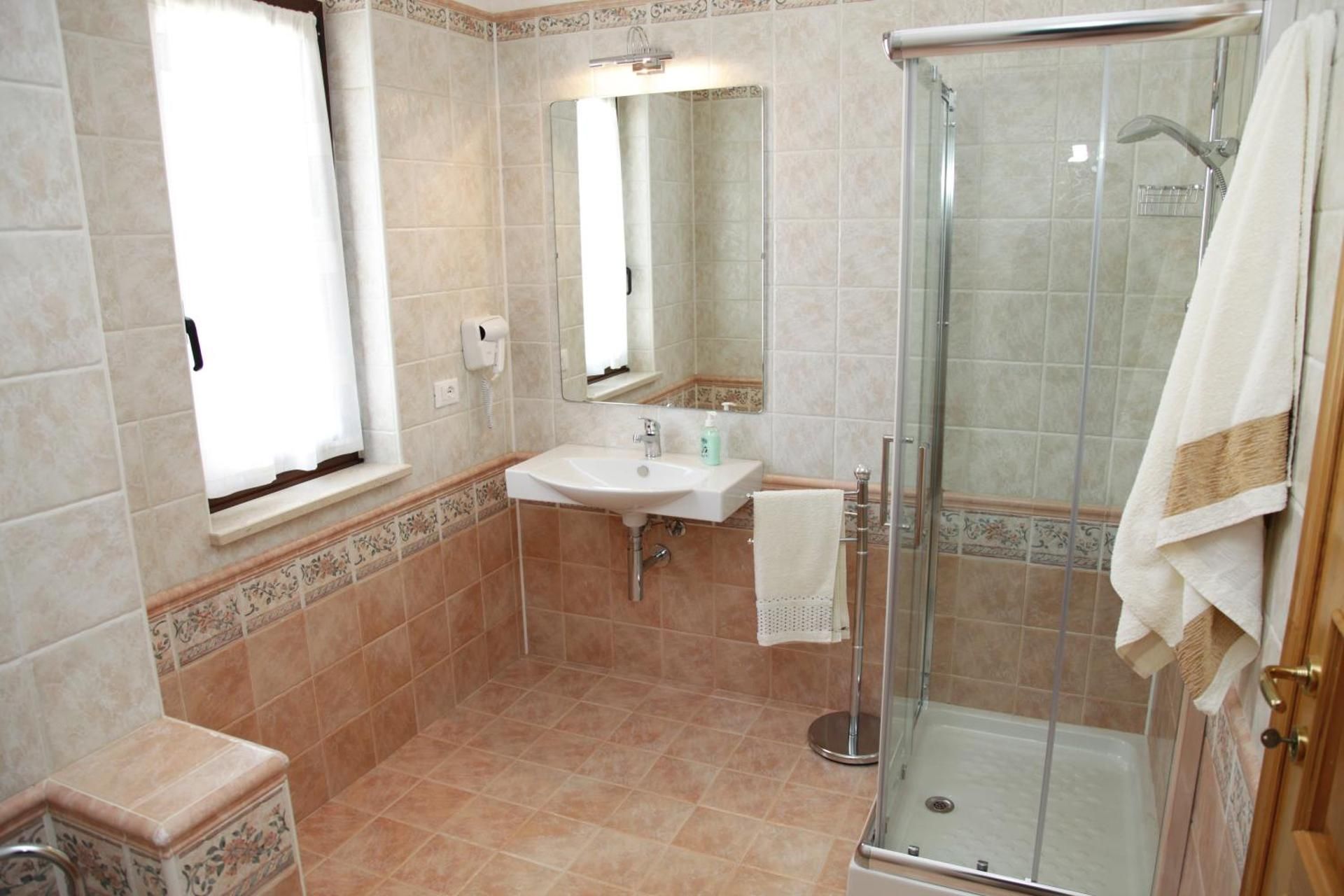 Double or Twin Room with Sea View