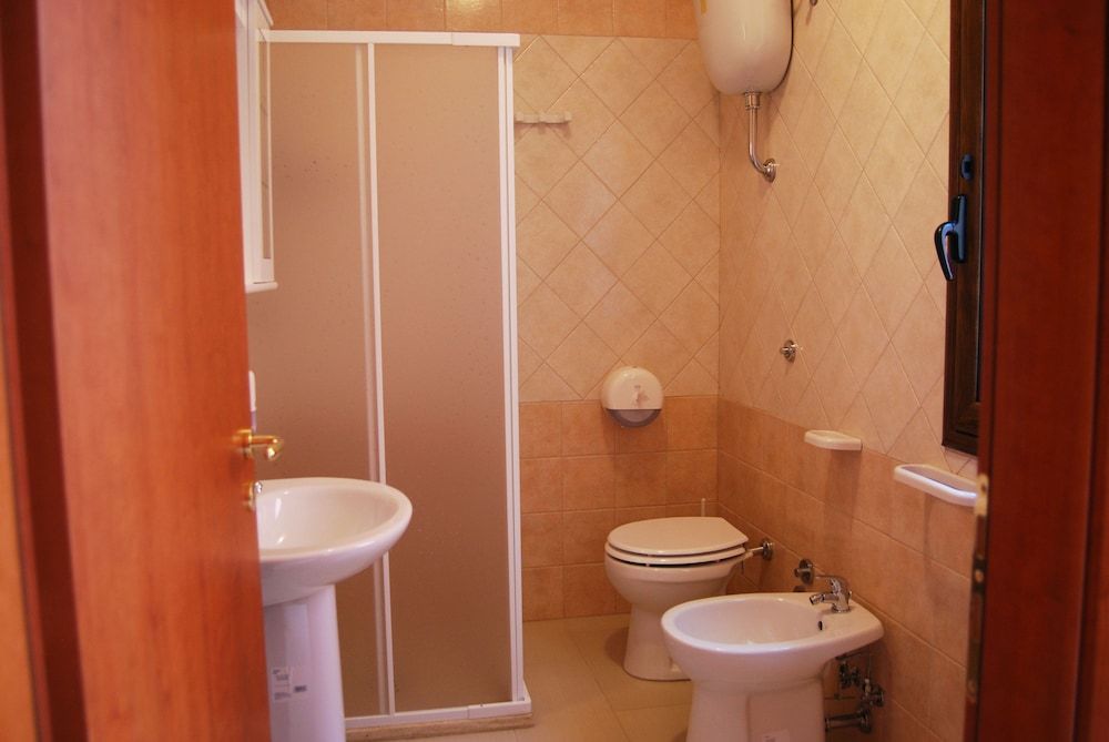 Tenuta Madre Terra Resort Standard Double Room, Pool View 4