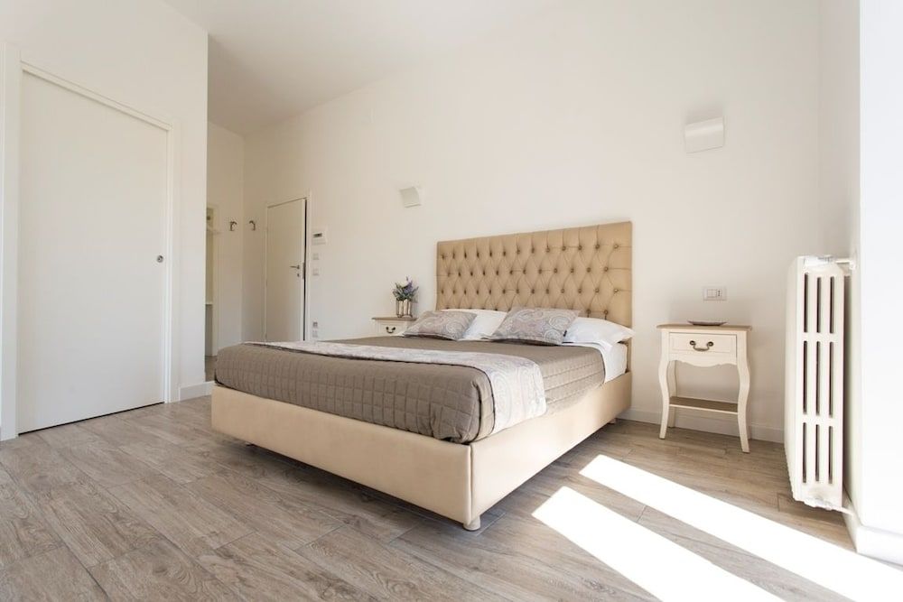 undefined Residence Le Vie del Centro 2