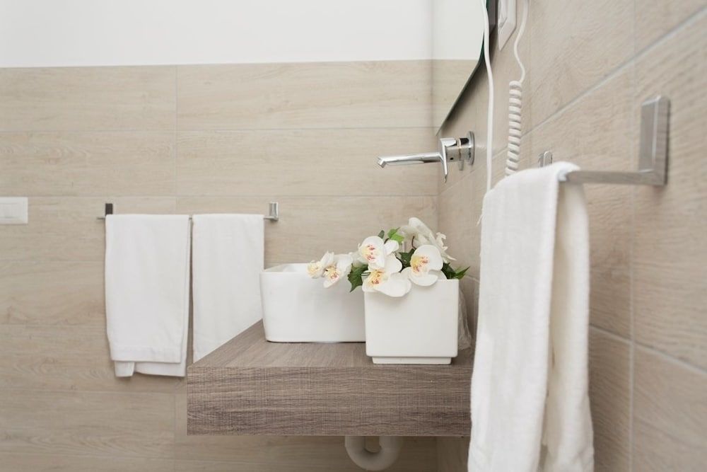 Residence Le Vie del Centro Deluxe Double or Twin Room 8