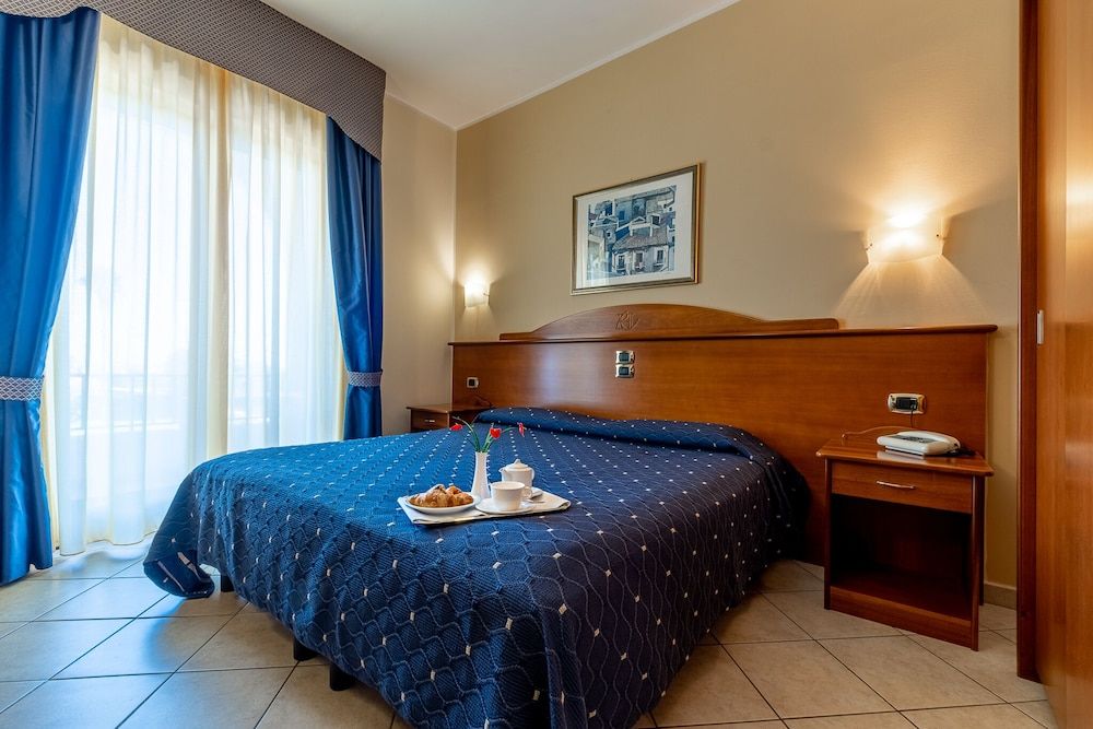 Hotel Relax Triple Room 4