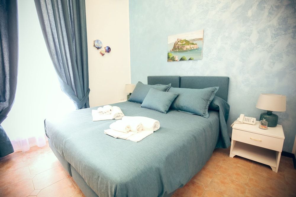 undefined Hotel Napoli Mia 9