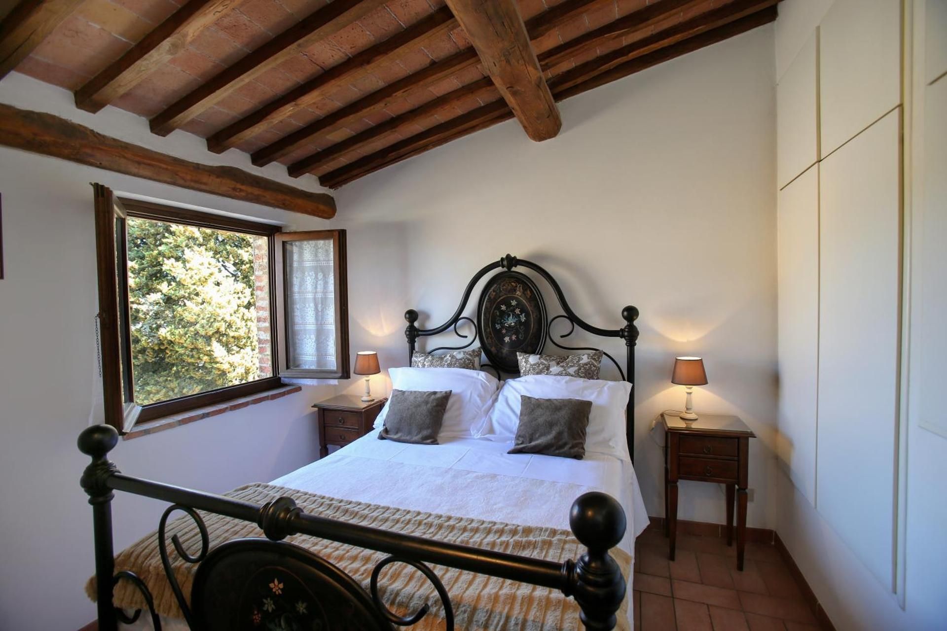 Two-Bedroom Apartment (4 Adults)