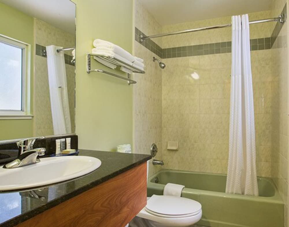 Hotel Parmani Standard Room, 1 Queen Bed 8