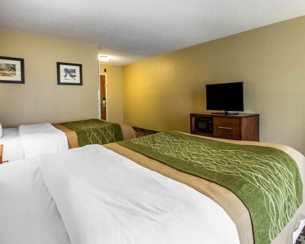 Standard Room, 2 Queen Beds, Non Smoking
