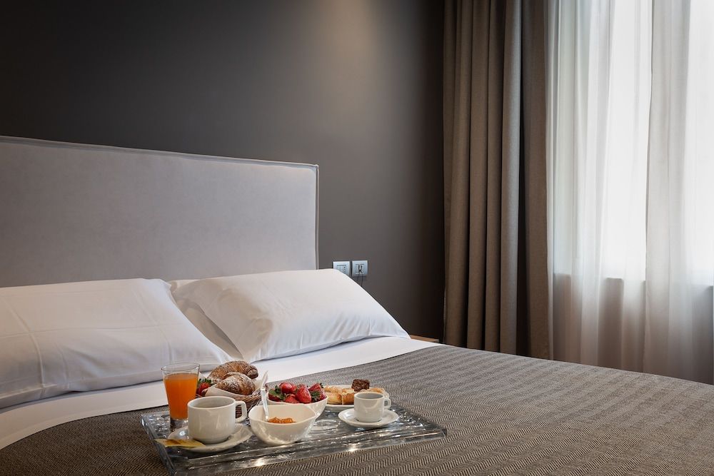 HNN Luxury Suites Presidential Suite 6