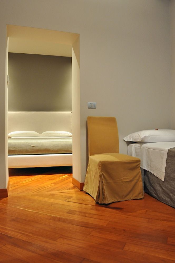 HNN Luxury Suites Junior Suite 2