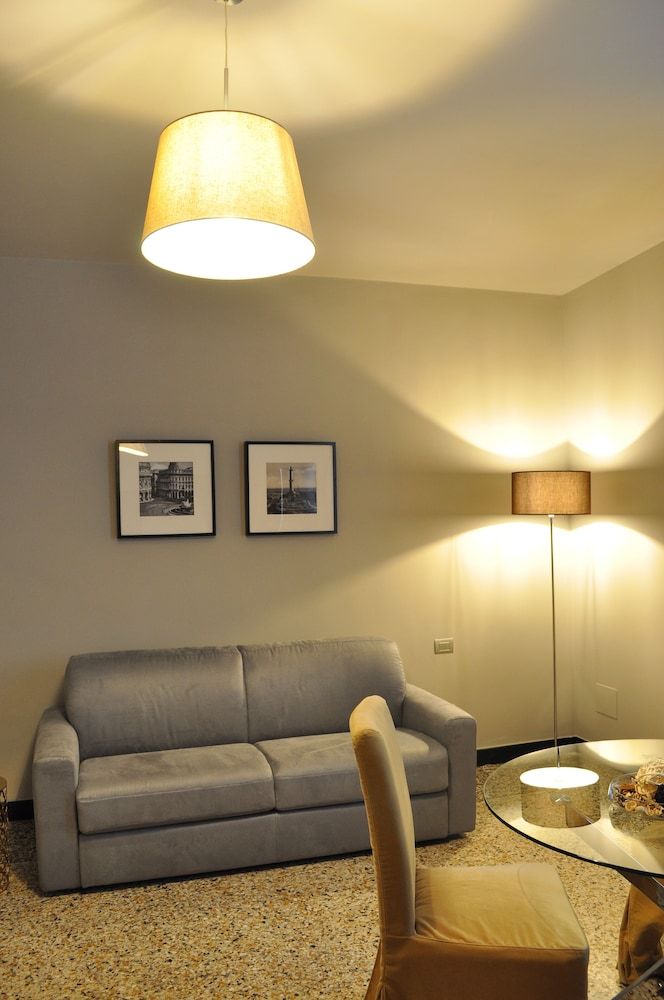 HNN Luxury Suites Presidential Suite 24