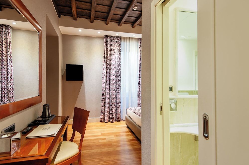 Hotel Delle Nazioni Classic Double Room 10