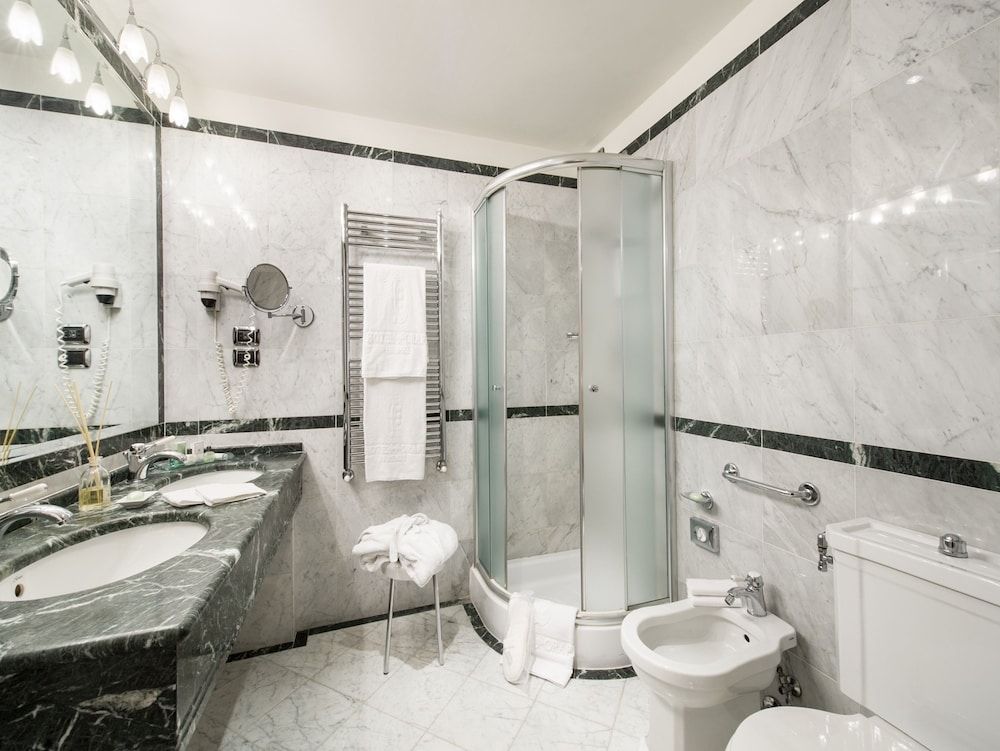 Hotel degli Orafi Standard Double Room 4