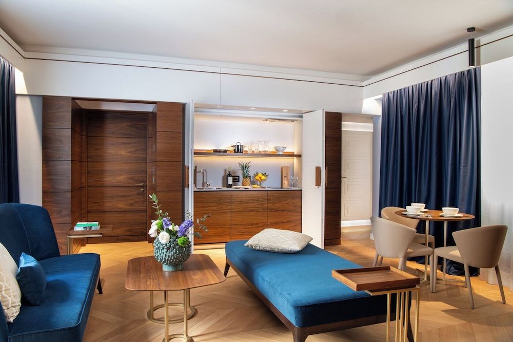 undefined Hotel degli Orafi 2