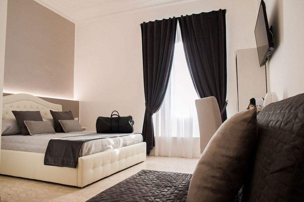 undefined Lifestyle Veneto Suite 8