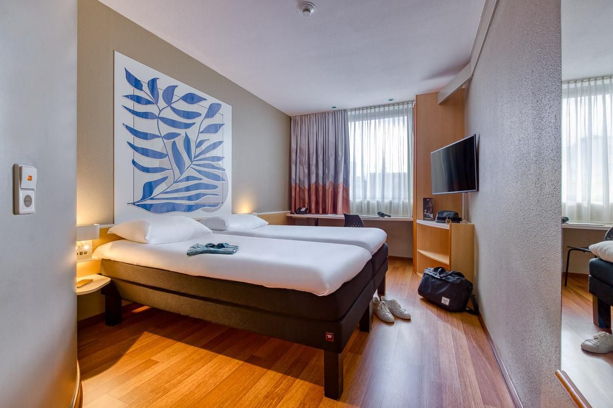 Standard Room with 2 Single Beds