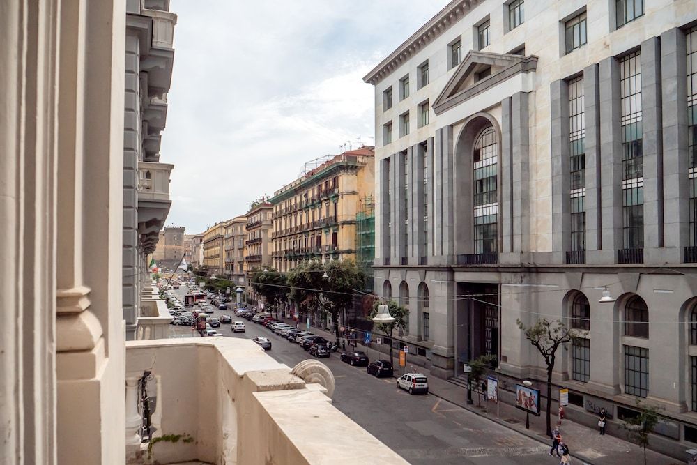 undefined Comfort Zone Naples 8
