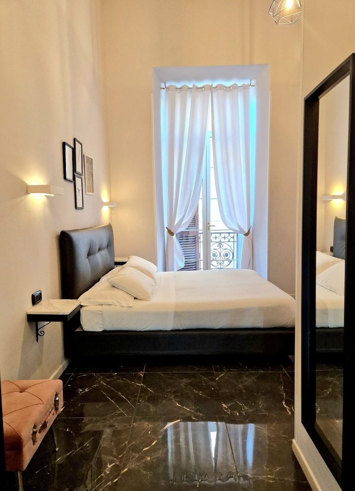 undefined Comfort Zone Naples 3