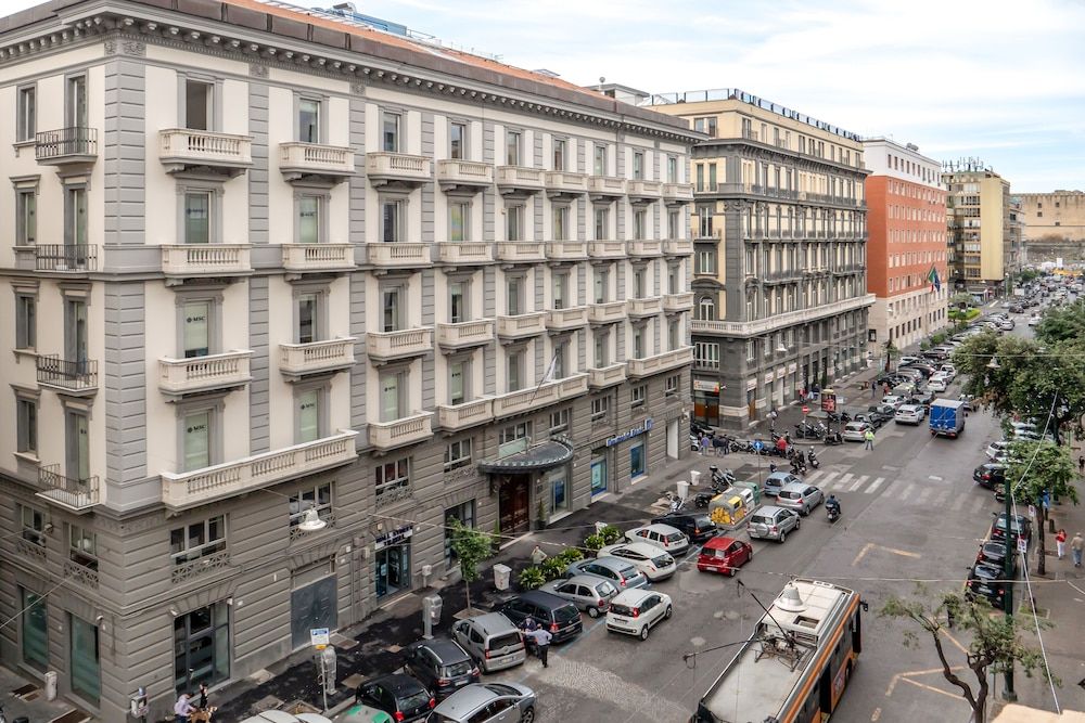 undefined Comfort Zone Naples 9