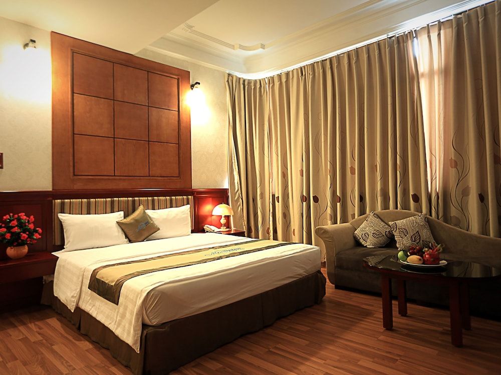 undefined Moon View Hotel