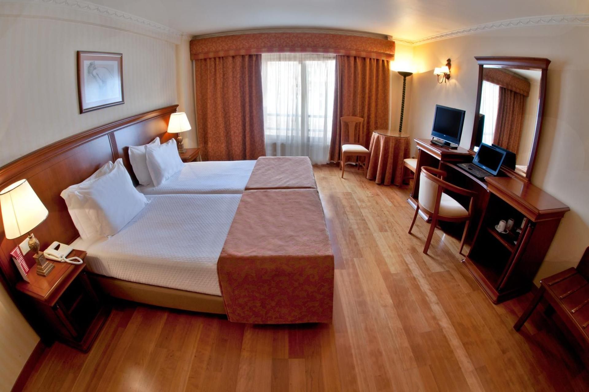 undefined TURIM Lisboa Hotel 10