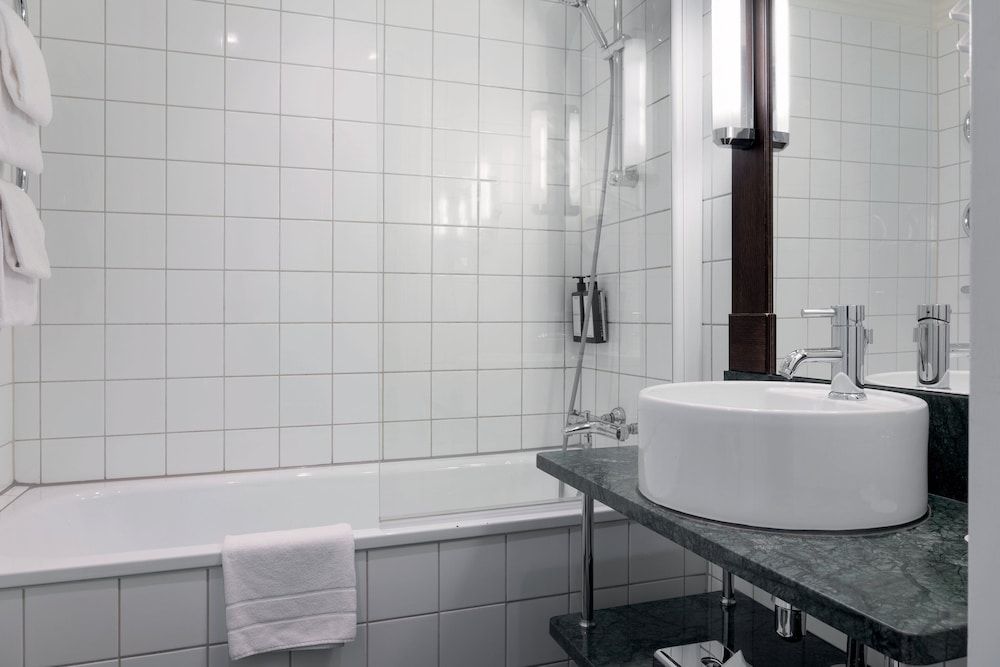 undefined Elite Park Avenue Hotel 8