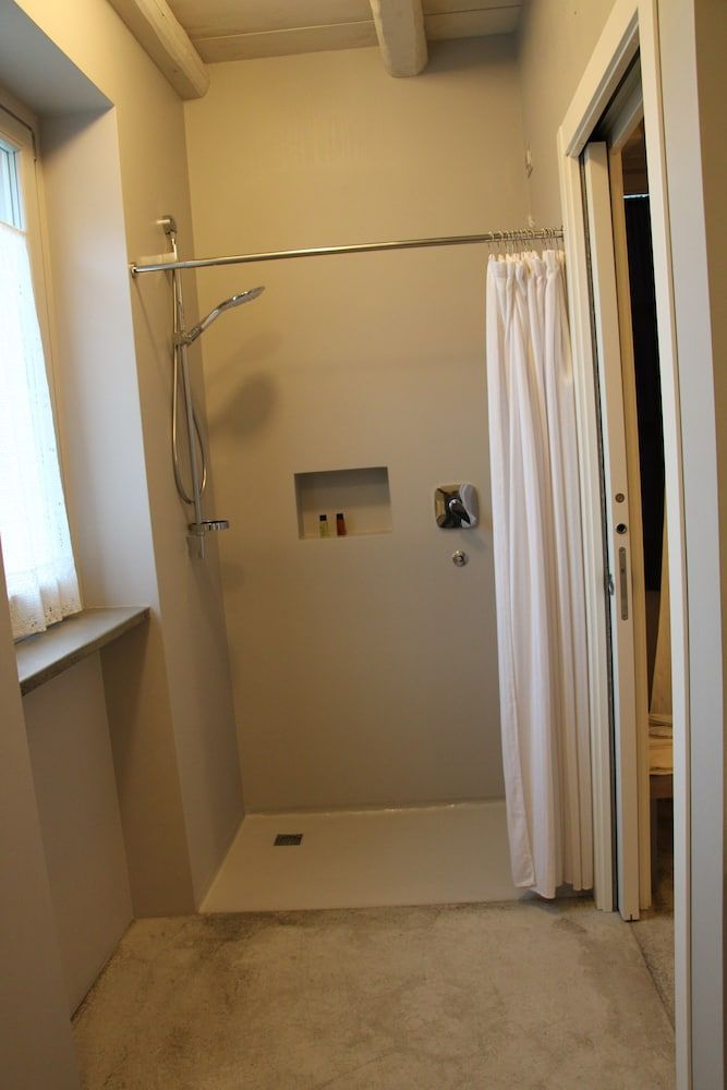 Casa Torre Allera Double Room 9